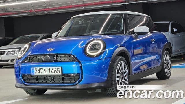 Mini Cooper C 4세대 Classic, 2025 1