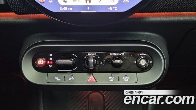 Mini Cooper C 4세대 Classic, 2025 9