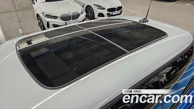 Mini Cooper C 4세대 Classic, 2025 17