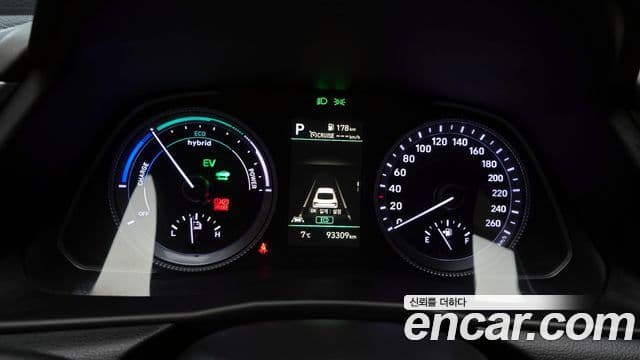 Hyundai Sonata гибрид (DN8) Premium Plus, 2022 8