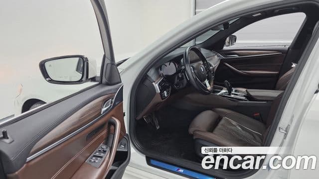 BMW 5시리즈 (G30) 520d M Sport Plus, 2018 11