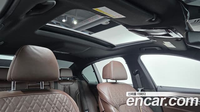 BMW 5시리즈 (G30) 520d M Sport Plus, 2018 17