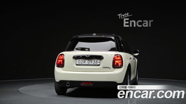 Mini Cooper D 3세대, 2019 4