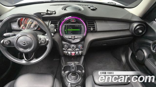 Mini Cooper D 3세대, 2019 7