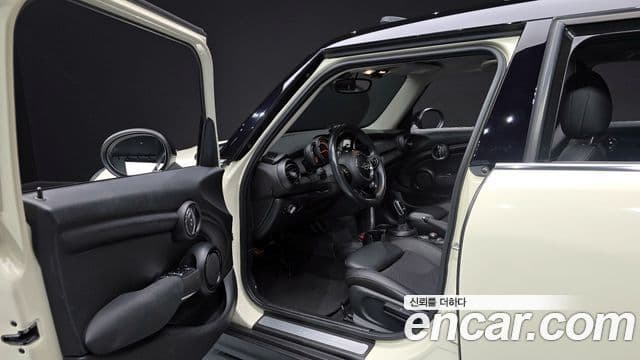 Mini Cooper D 3세대, 2019 10