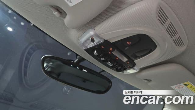 Mini Cooper D 3세대, 2019 16