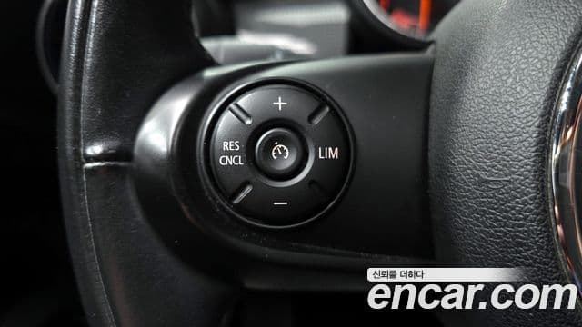 Mini Cooper D 3세대, 2019 17