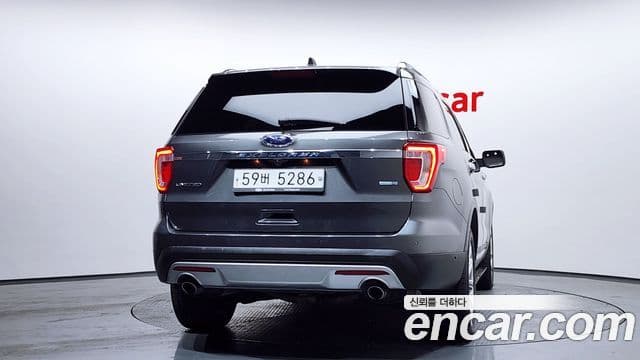 Ford Explorer 5세대, 2017 4