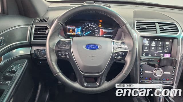 Ford Explorer 5세대, 2017 13