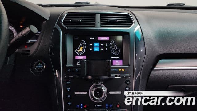 Ford Explorer 5세대, 2017 15