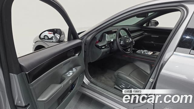 Genesis G90 (RS4) бензин 3.5 турбо 2WD, 2023 11