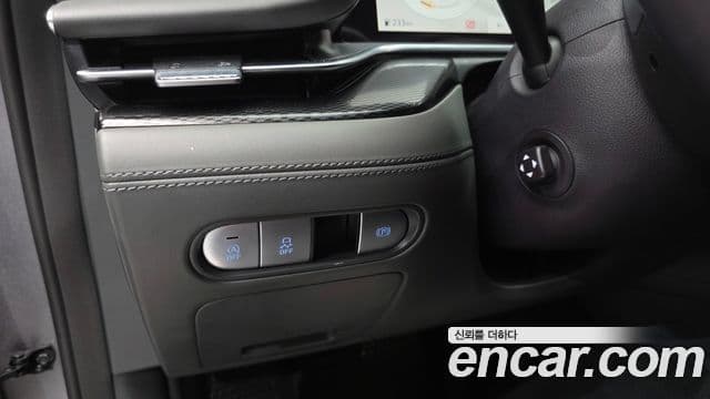 Genesis G90 (RS4) бензин 3.5 турбо 2WD, 2023 18