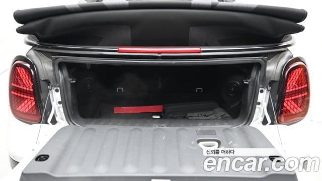 Mini Cooper S кабриолет 4세대 JCW, 2025 19