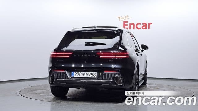Genesis GV70, 2022 4
