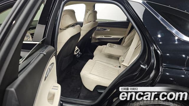 Genesis GV70, 2022 11