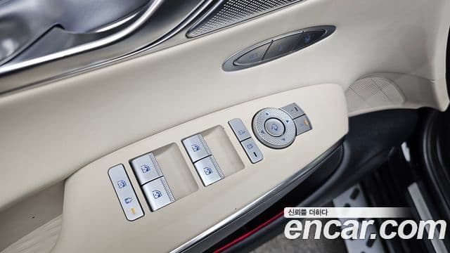 Genesis GV70, 2022 13