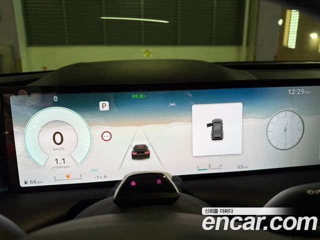 Genesis G80 (RG3) чёрный, 2026 13