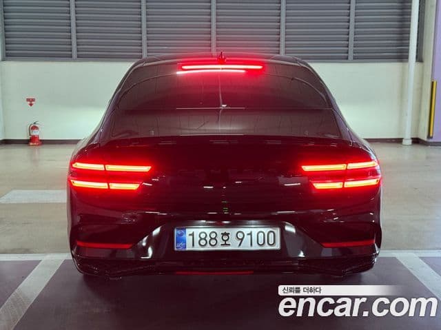 Genesis G80 (RG3) чёрный, 2026 7