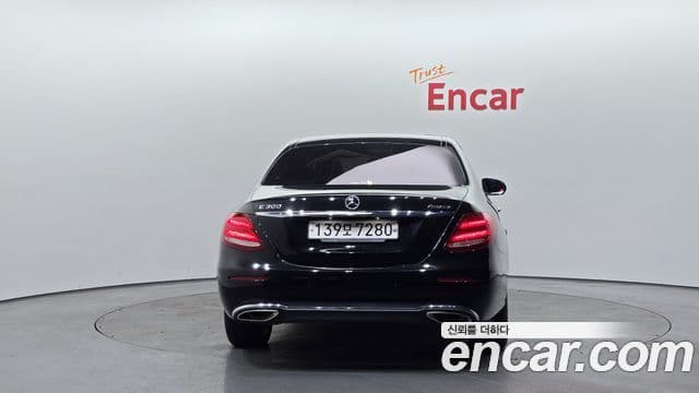 Mercedes-Benz E-класс W213 Avantgarde, 2019 4