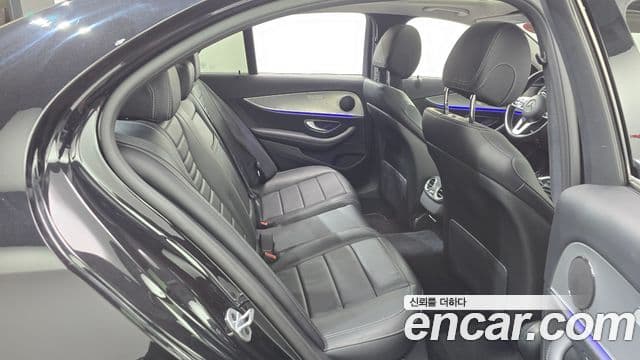 Mercedes-Benz E-класс W213 Avantgarde, 2019 12