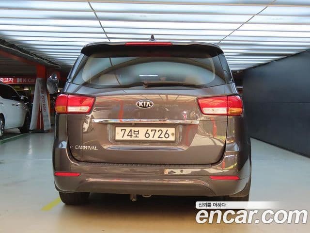 Kia All New Carnival 11인승 Deluxe, 2016 3