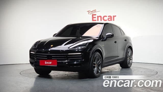 Porsche Cayenne (PO536) 3.0 E-гибрид купе Platinum Edition, 2023 1
