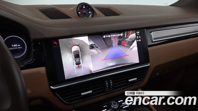 Porsche Cayenne (PO536) 3.0 E-гибрид купе Platinum Edition, 2023 16