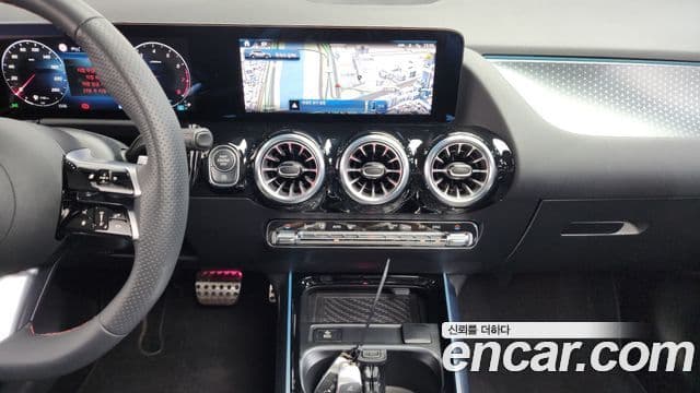 Mercedes-Benz GLA-класс H247 GLA250 4MATIC, 2025 15