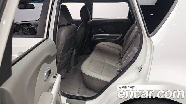 Kia Soul EV, 2015 7