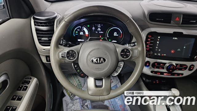 Kia Soul EV, 2015 все фото