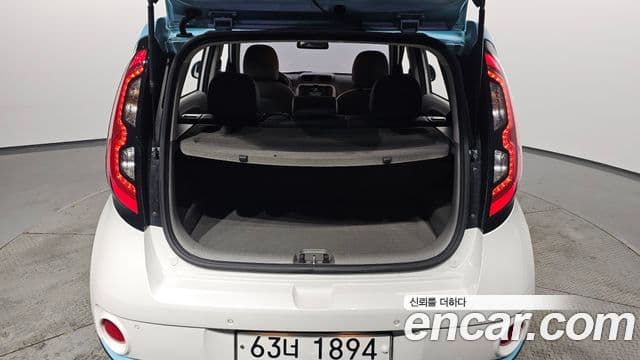 Kia Soul EV, 2015 9