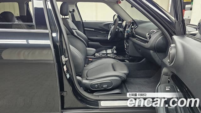 Mini Cooper 클럽맨 2세대, 2024 11