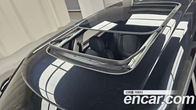 Mini Cooper 클럽맨 2세대, 2024 19