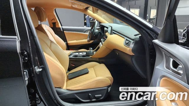 Genesis The / новый New G70, 2021 10