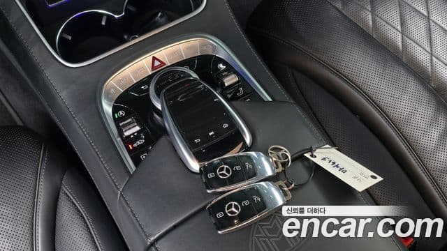 Mercedes-Benz S-класс W222 Maybach S560 4MATIC, 2019 12