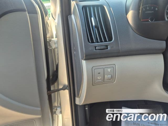 Hyundai Avante HD Premier, 2009 13