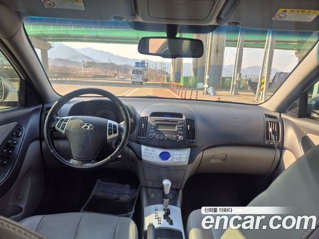 Hyundai Avante HD Premier, 2009 14