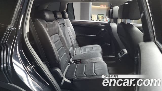 Volkswagen Tiguan Allspace Prestige, 2023 12