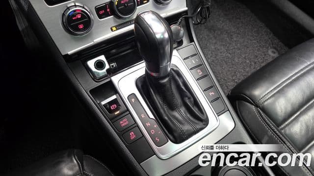 Volkswagen New CC 2.0 TDI BlueMotion R라인, 2013 9