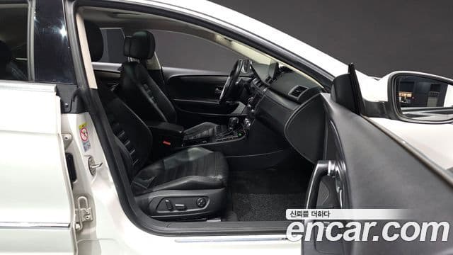 Volkswagen New CC 2.0 TDI BlueMotion R라인, 2013 10