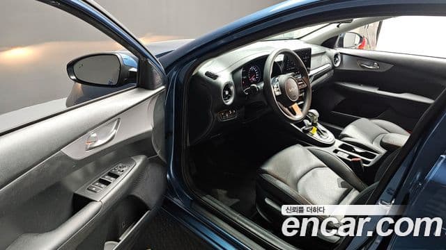 Kia The / новый New K3 2세대 Trendy, 2022 10