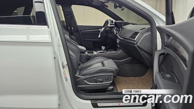 Audi Q5 (FY) Premium, 2023 11