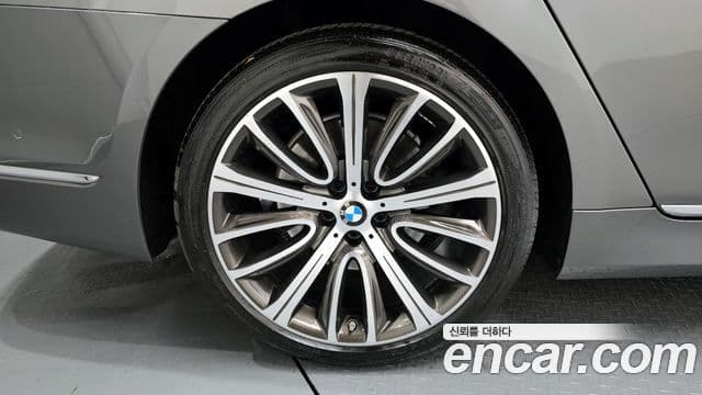 BMW 7시리즈 (G11) 750Li xDrive, 2018 все фото