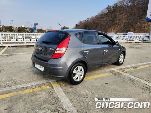 Hyundai i30 Luxury, 2008 4