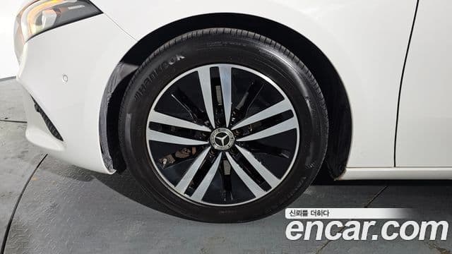 Mercedes-Benz A-класс W177 A220 хэтчбек, 2021 все фото