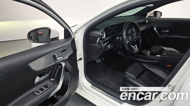 Mercedes-Benz A-класс W177 A220 хэтчбек, 2021 11