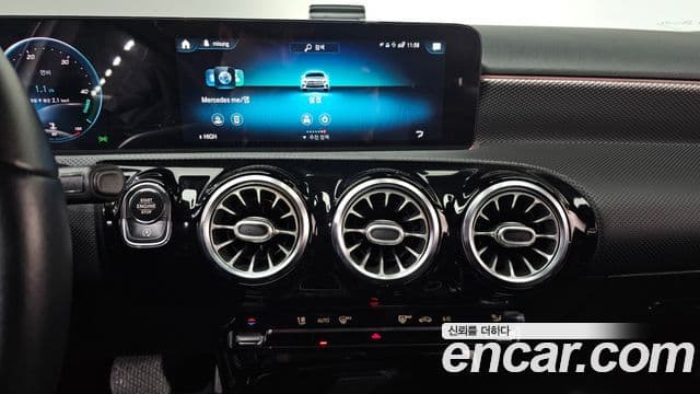 Mercedes-Benz A-класс W177 A220 хэтчбек, 2021 14