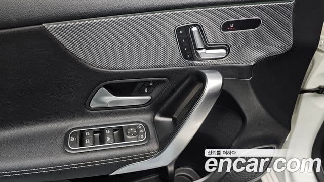 Mercedes-Benz A-класс W177 A220 хэтчбек, 2021 17