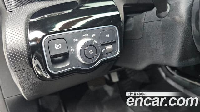 Mercedes-Benz A-класс W177 A220 хэтчбек, 2021 18