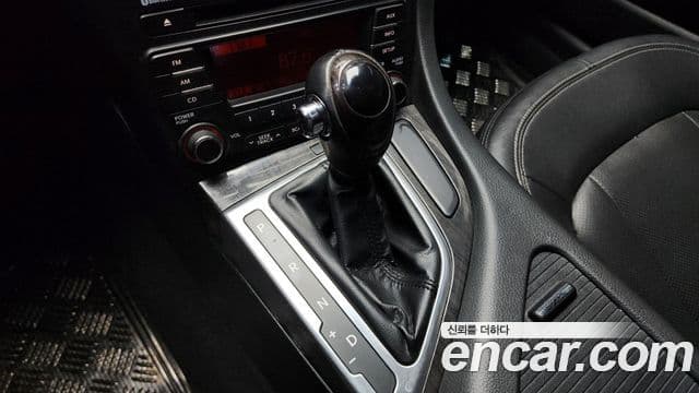 Kia K5 LPI Deluxe, 2011 9